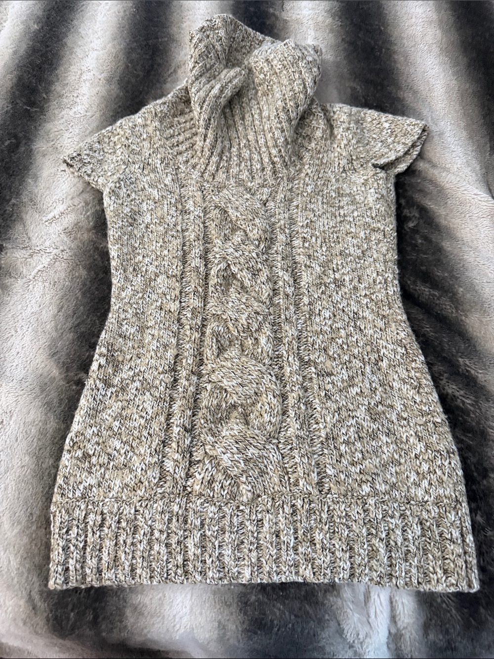 INC International Concepts Marled Gray Cable-Knit Sleeveless Turtleneck
